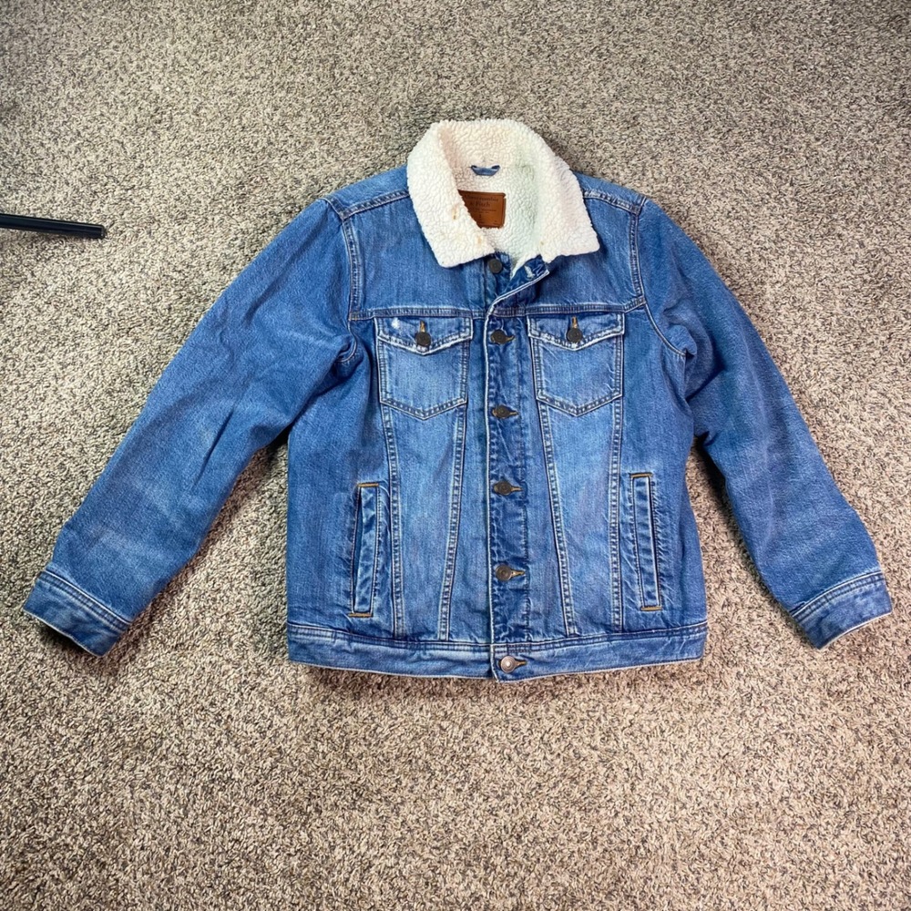 Abercrombie & Fitch Sherpa Lined Denim Trucker Jacket S Blue Mens Classic Rugged